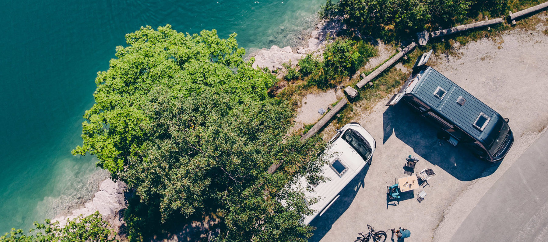 Geschäft und Onlineshop